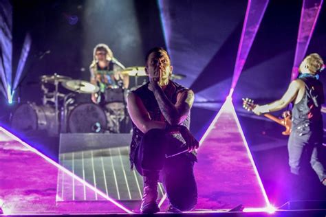 Attention Attention Shinedown Brings Their World Tour To Baltimore