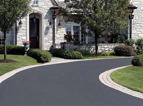 Epic Paving Blog How Thick Should An Asphalt Driveway Be