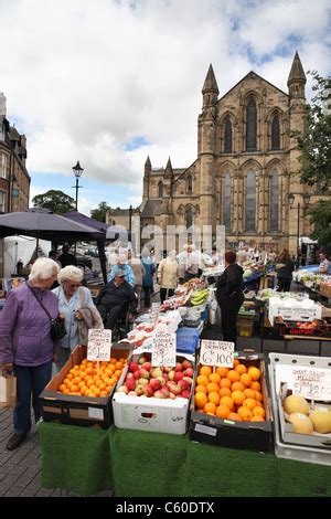 Hexham Market Place, Hexham Abbey. Hexham, Northumberland, England, UK ...