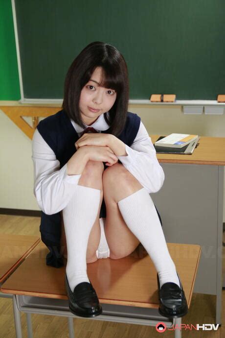 Perfect Japanese Schoolgirl Tomoyo Isumi Strips Off And Unveils Her