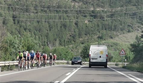 Muchos Ciclistas Hacen La Quebrantahuesos Por Su Cuenta Y Riesgo Pero