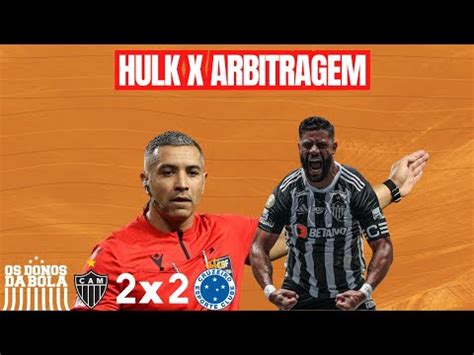 HULK RECLAMA DA ARBITRAGEM CAMISA 7 DO GALO RECLAMA DE PÊNALTI NÃO