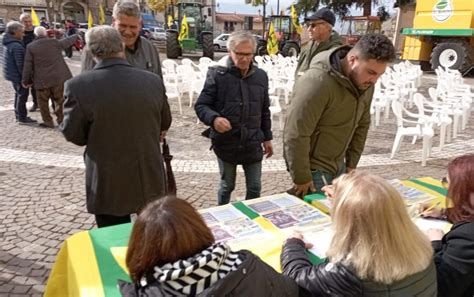 Il Vescovo Massaro E D Eramo Firmano Petizione Contro Cibo Sintetico