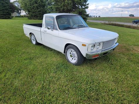 Chevrolet Luv Pickup White Rwd Manual Classic Chevrolet Luv