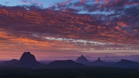 383 Glasshouse Mountains Stock Video Footage - 4K and HD Video Clips | Shutterstock