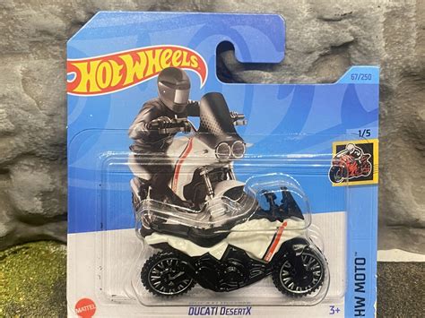 Skala Hot Wheels Ducati DesertX YAKOL