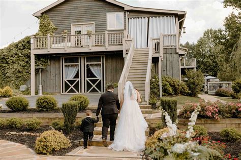 Barn Wedding Venue Farm Wedding Venue Dawsonville GA