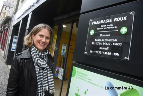 Monistrol Sur Loire Sophie Roux Prend Seule Les R Nes De La Pharmacie