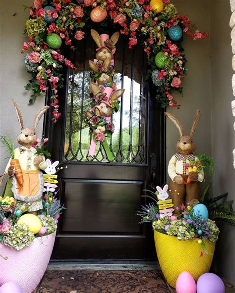 15 Spring Door Decorations To Welcome The Season In Style