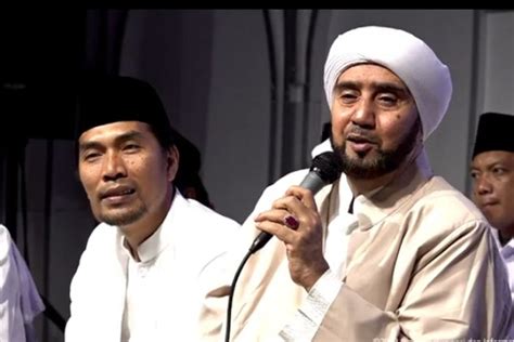 Kontroversi Lagu Sholawat Ya Nafsuti Yang Disinggung Habib Syech Viral