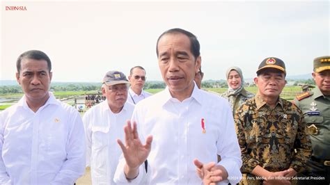 Sekretariat Kabinet Republik Indonesia President Jokowi Urges Farmers