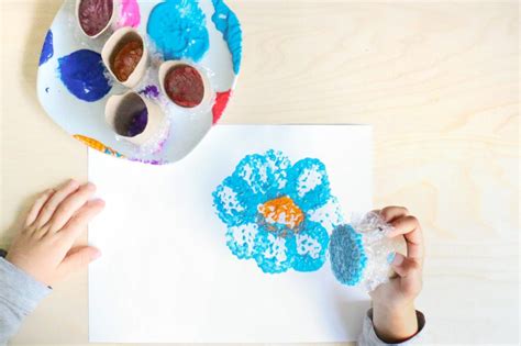 Diy Bubble Wrap Stamp Art Toddler At Play