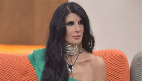 Pamela Prati innamorata il fidanzato è proprio lui il web esplode con