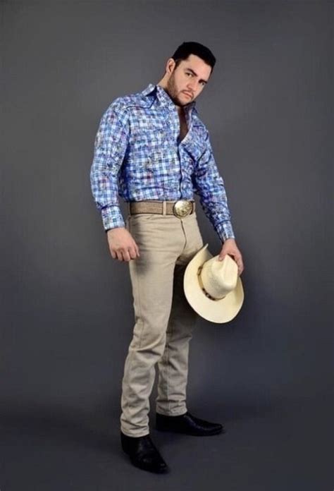 Pin De Arturo Galicia En Atuendo Vaquero Charro Ropa De Moda