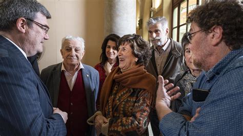 Bilbao Coloca Una Placa En Homenaje A La Corporaci N Municipal Elegida