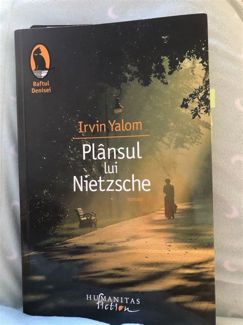 Recenzie Plânsul lui Nietzsche de Irvin Yalom