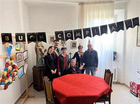 Belvedere Ostrense Festa Per I 100 Anni Di Nonna Anita Notizie