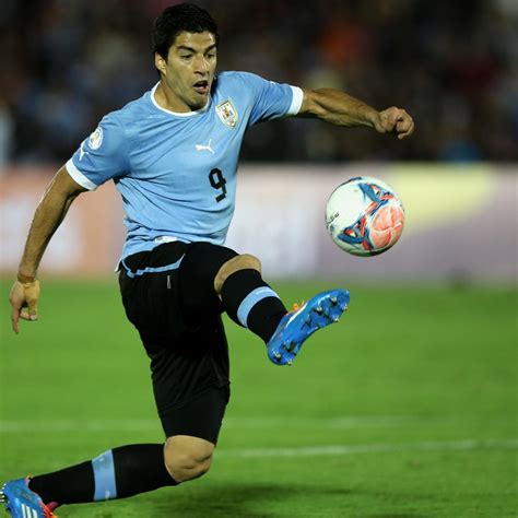 Luis Suarez Boosts Liverpool's Derby Hopes as Uruguay Qualify for World ...