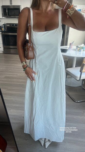 Isabella Lauren Laurenelizabeth Nude OnlyFans Page 2 The Fappening Plus