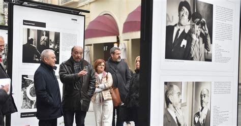 José Luis López Vázquez Mira A Huesca Desde 16 Fotos Que Condensan Su