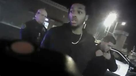 Así fue la detención del basquetbolista Sterling Brown por la que la