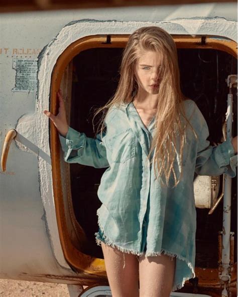 Jade Weber Hot Instagram Model Biography Height Net Worth Boyfriend Pics BrightCeleb