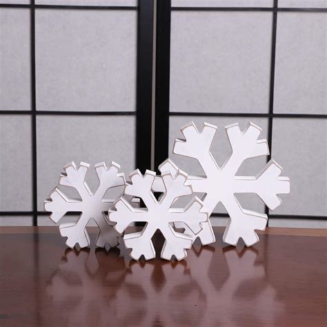 Amazon Winter Christmas Country Snowflake Decorations White