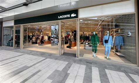 Lacoste Bursa Da Yeni Ma Azas N Downtown Al Veri Merkezinde A T