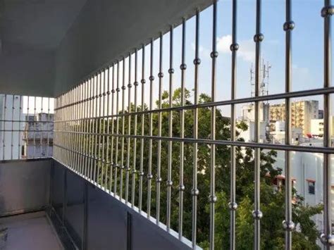 Silver Stainless Steel Balcony Grills For Residential At Rs Square