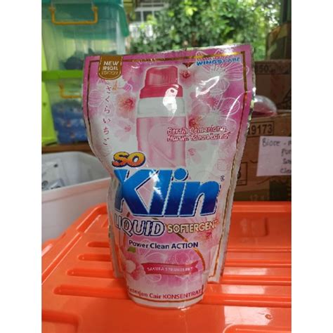 Jual So Klin Liquid Softergent Sakura Strawberry 720Ml Shopee Indonesia