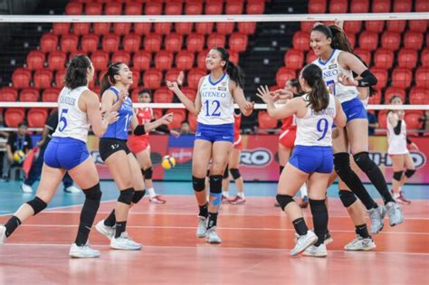 UAAP Ateneo Gewinnt Hintereinander Und Besiegt UE Im Frauen Volleyball