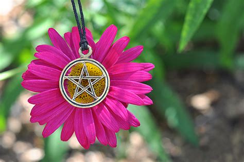 Flowers Pentagram By Lisenapirus On Deviantart