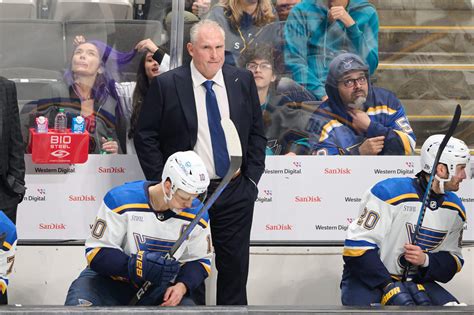 Blues fire coach Craig Berube after 13-14-1 start, Drew Bannister to ...