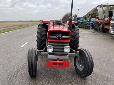 Tracteur Agricole Massey Ferguson 135 D Occasion 1976 En Vente ID