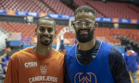 Gilberto Y Gian Clavell Le Ponen Su Chispa A Los Cangrejeros Primera Hora