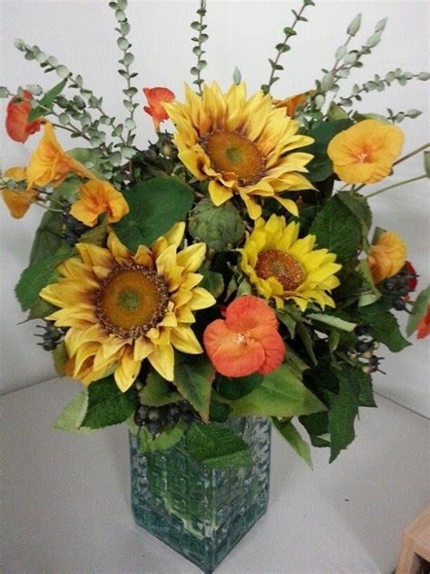 Sunflower Arrangements - Foter