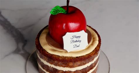 Baking Maniac Apple Naked Cake