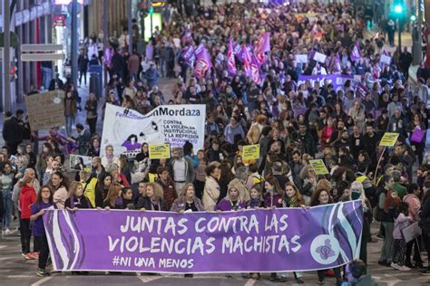 Hartas E Imparables Una Marcha Multitudinaria Clama En Murcia Contra