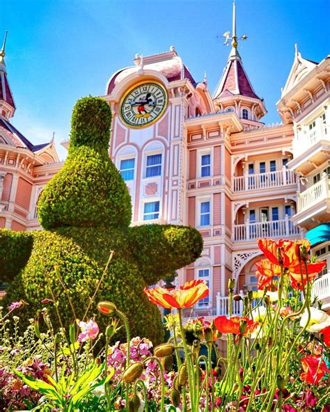 The Disneyland Hotel Is Disneyland Paris DLP Disneyland Hotel