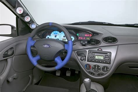 2004 Ford Focus Interior