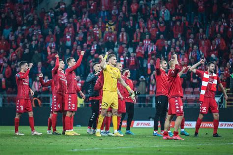 Górnik Widzew typy kursy zapowiedź 28 10 2022 Goal pl