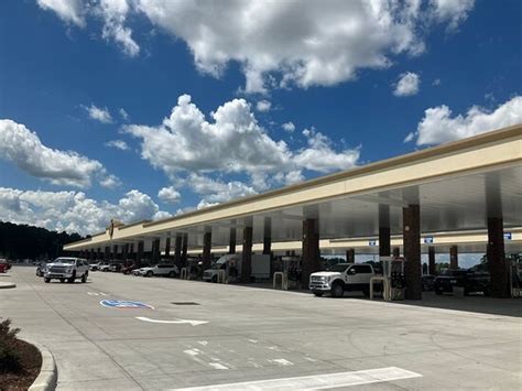 Always Love Stopping At A Buc Ees Review Of Buc Ee S Florence SC