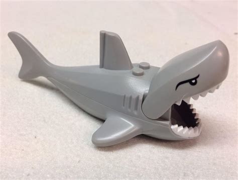 Original LEGO GREAT WHITE SHARK 5" - SOME NICKS - Free Shipping ...