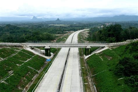 Foto Jalan Tol Trans Sumatera Telah Tersambung Km