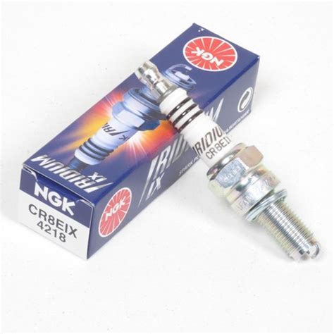 Bougie d allumage NGK pour Moto Derbi 125 GPR nude Après 2009 Neuf