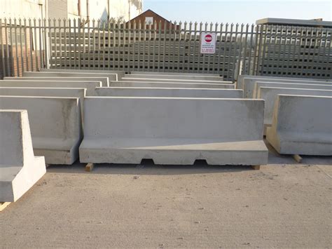 Concrete Jersey Barriers For Purchase Or Hire At Safe Site Facilities