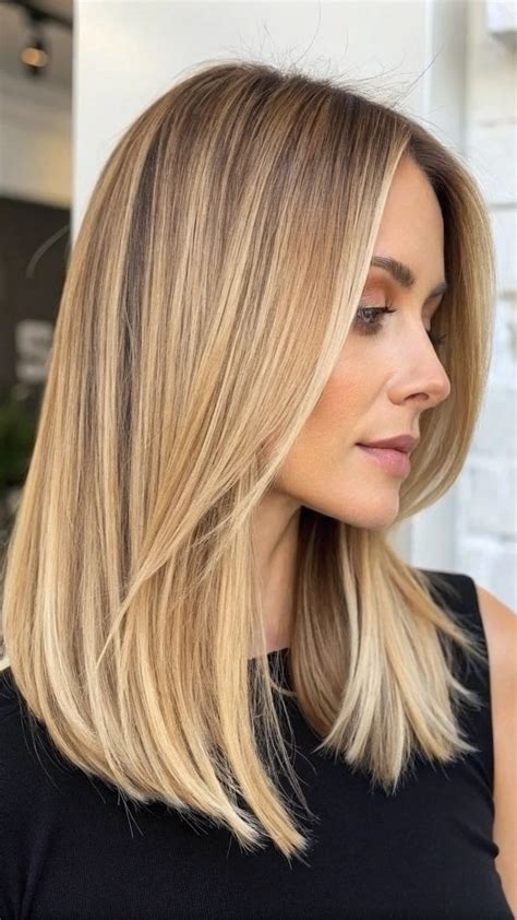 20 Stunning Summer Blonde Shoulder Length Hair Ideas For 2025