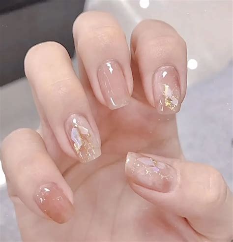 Stunning Gold Nail Inspo To Copy For Your Next Manicure Artofit