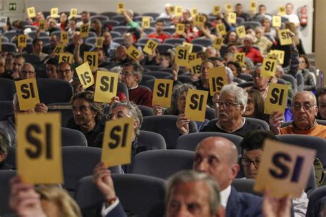 En imágenes El Grupo Covadonga celebra su asamblea de socios