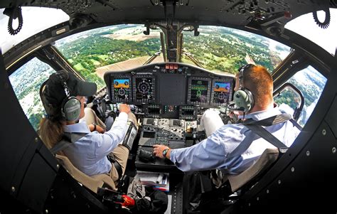 Sikorsky S-92 cockpit in flight [4127 x 2627] : r/HelicopterPorn